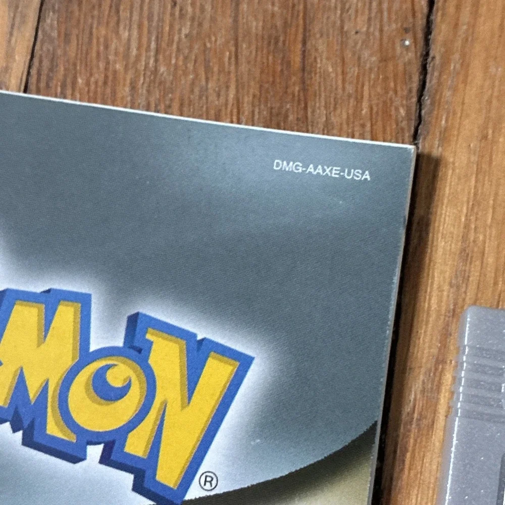 Pokemon Silver Nintendo Gameboy Color Cartridge - Dry Battery - AND Manual!